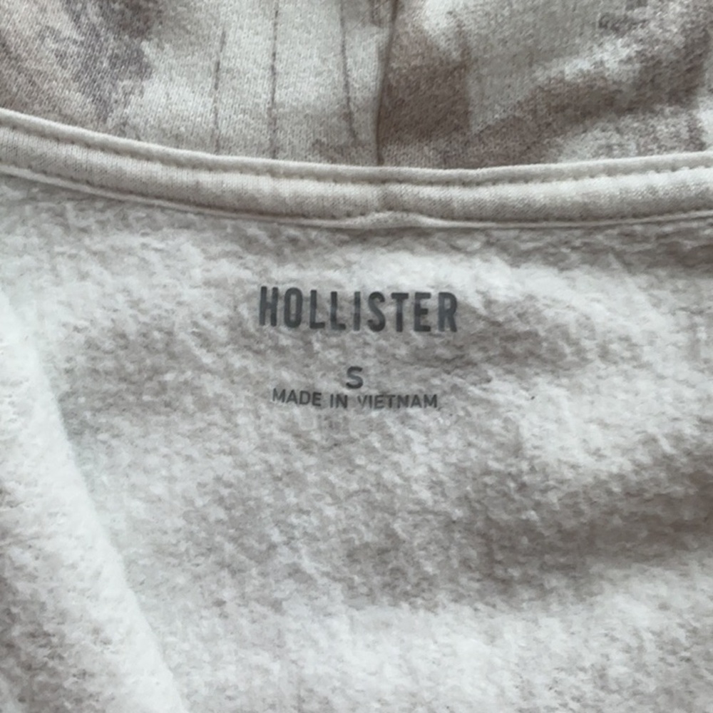 Hollister Cream Camo Zip-Up Hoodie | Size S - Picture 5 of 6